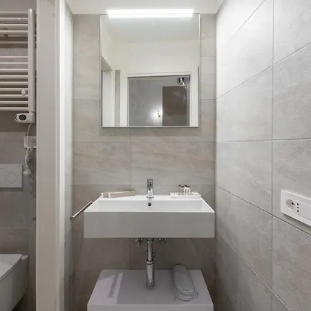 Elical Vatican 4* Roma